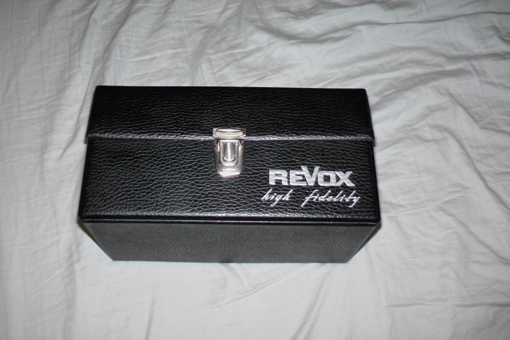 ReVox 3377 high fidelity dynamic microphone box