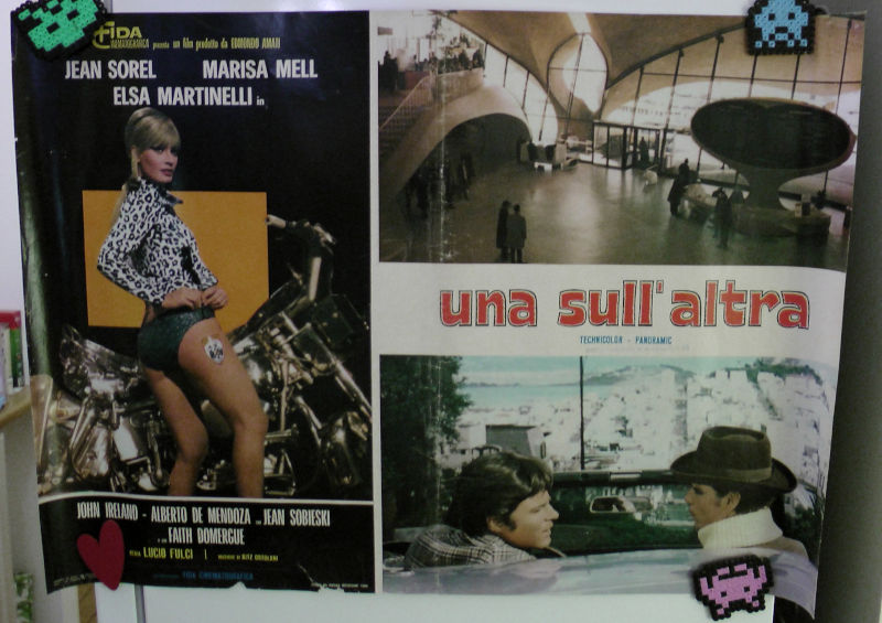 una sull altra fotobusta 01