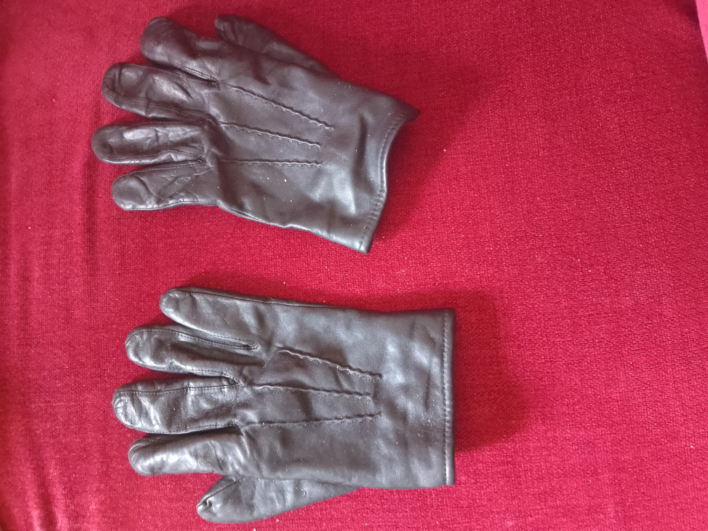 black gloves